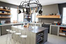 kitchen design service, friendly kitchen designer, totally free service with no obligation to buy. We can give a price to supply just the kitchen or to supply just the labour to install your kitchen. We can supply and install your kitchen, provide a price to supply your kitchen, provide a price to install your kitchen.  Very competitive Quality designs which you will love.